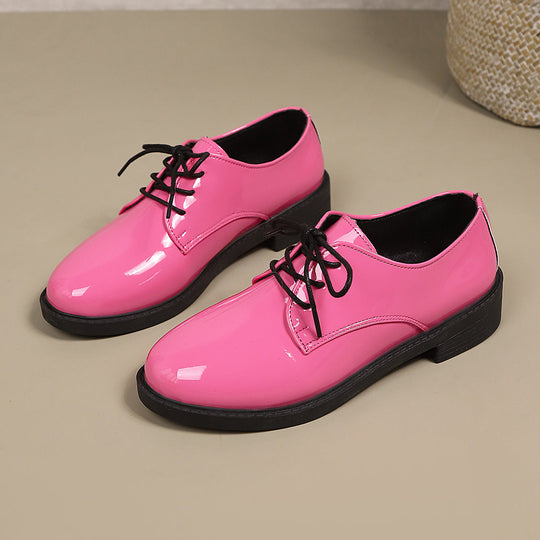 Damen klassische Schnürschuhe mit glänzender Oberfläche