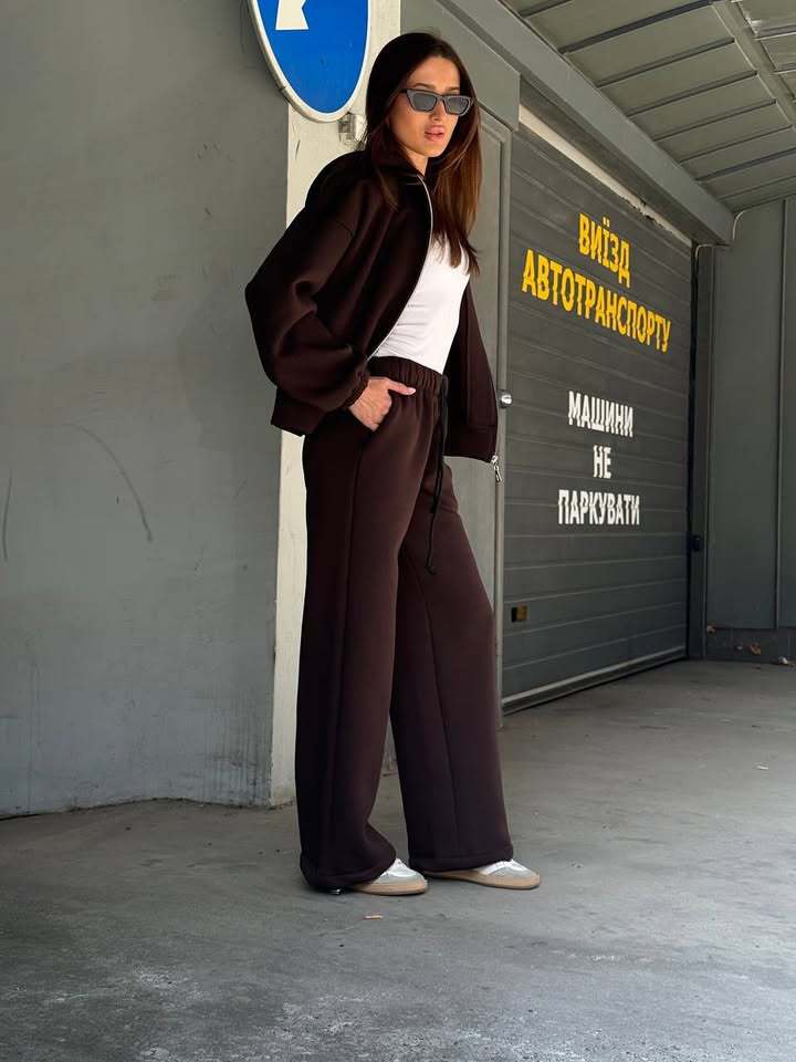 Damen Sportlicher Oversized Hoodie und Jogginghose Set Shop Nory