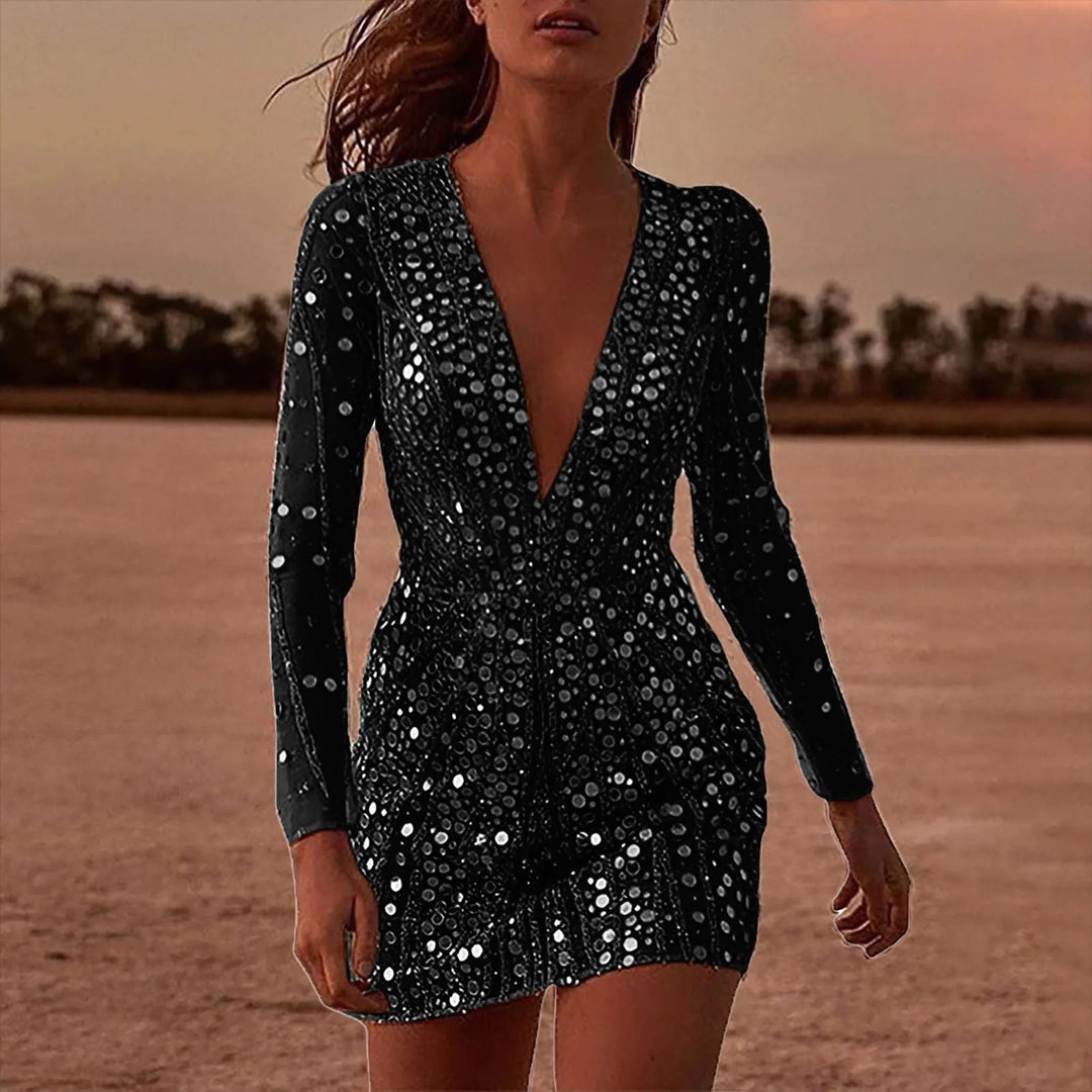 Glitzerndes Langarm-Abendkleid