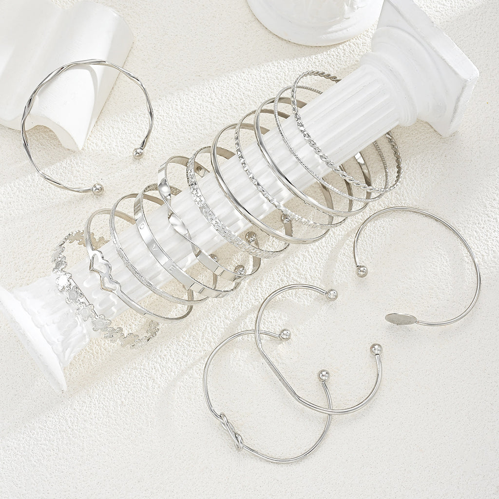 Damen Armreifen Set mit romantischen und modernen Designs Shop Nory