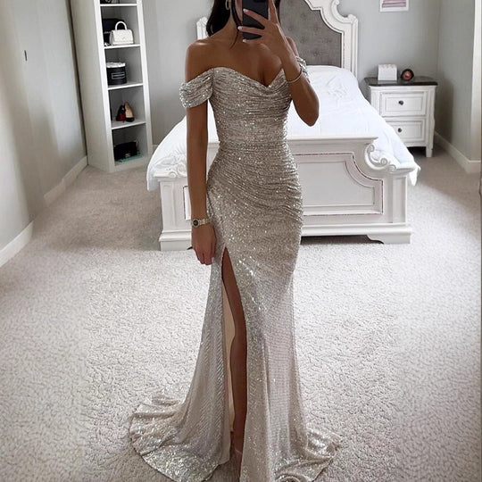 Damen Glamouröses Abendkleid mit schulterfreiem Schnitt und schimmerndem Stoff
