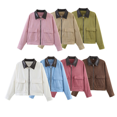 Damen Kurz geschnittene Rippenstrickjacke mit Kontrastkragen, aufgesetzten Taschen und Reißverschluss Shop Nory