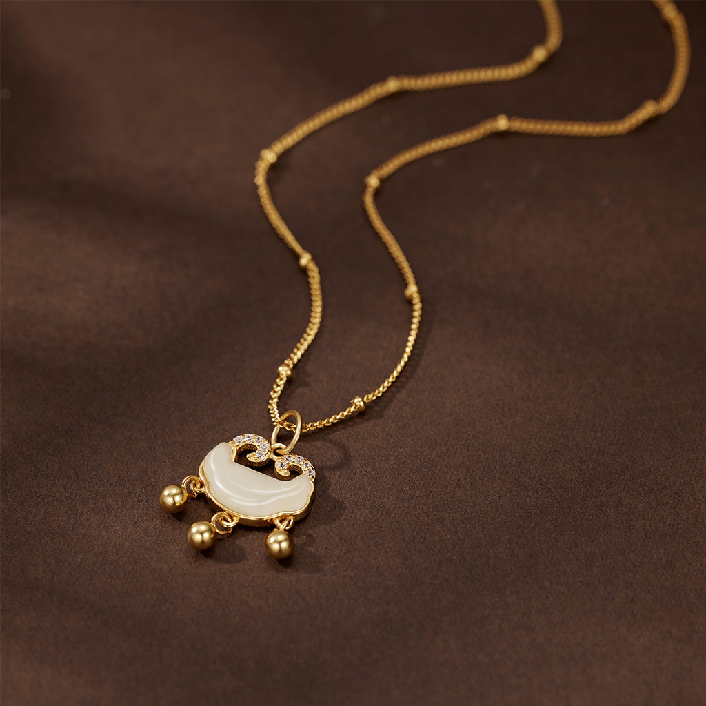 Damen Halskette mit kunstvollem Anhänger und eleganten Zirkonia-Details Shop Nory