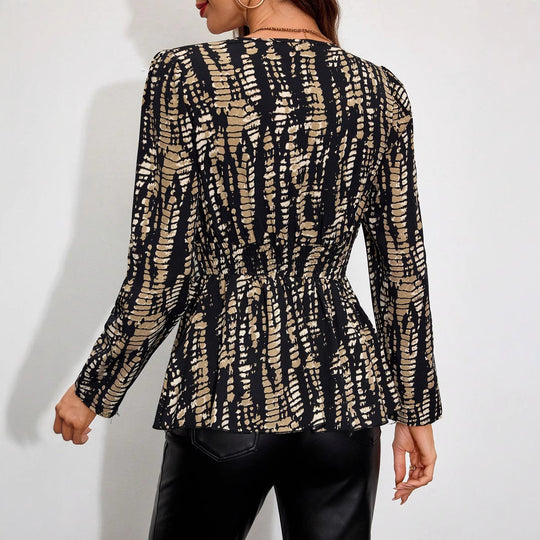 Damen V‑Ausschnitt Peplum-Bluse mit Wickeloptik und grafischem Print Shop Nory