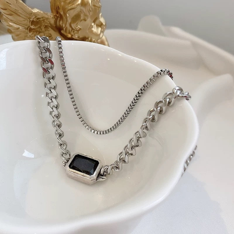 Damen modische Kette mit einzigartigem Quarzanhänger Shop Nory