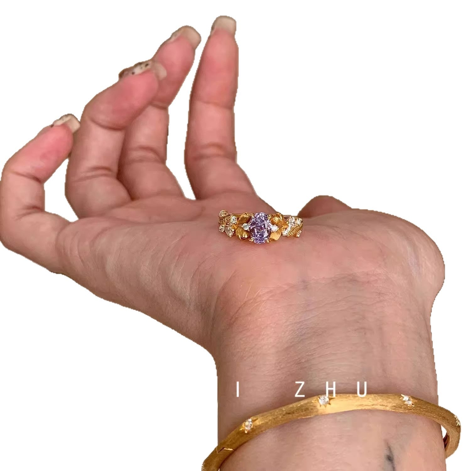 Damenring mit kunstvollem Edelstein-Design Shop Nory