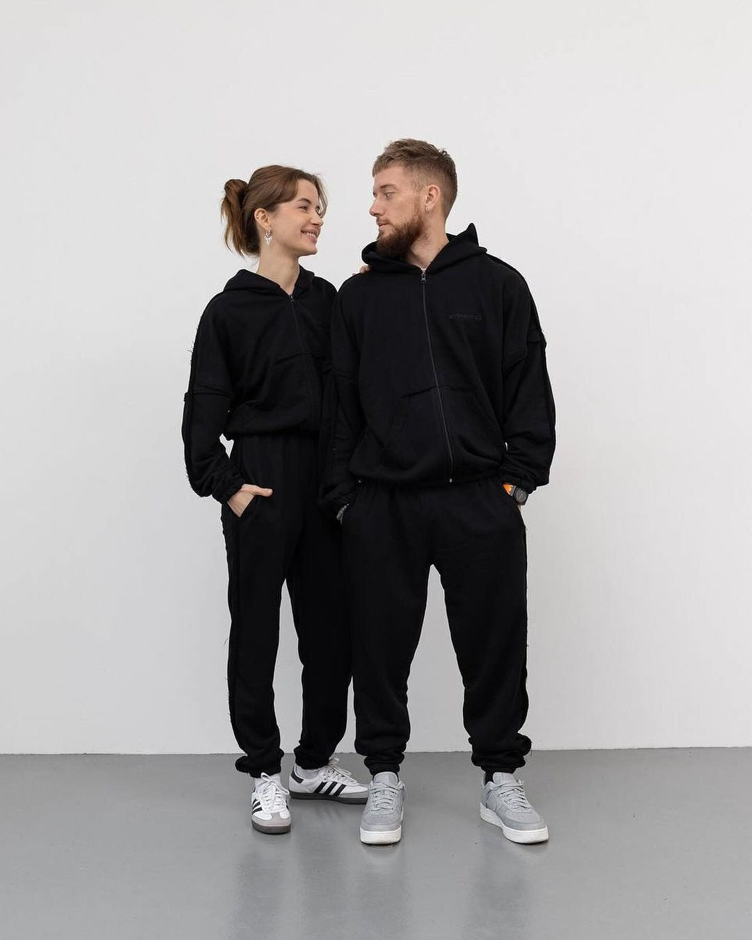 Unisex Oversize Hoodie-Set aus weichem Fleece mit Reißverschluss und Jogginghose Shop Nory
