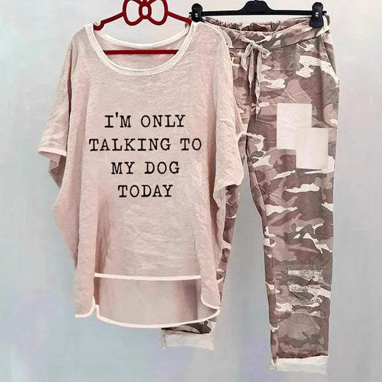 Damen nan weites Freizeit-Set mit Spruchaufdruck, weit geschnittenem Langshirt und Camouflage-Jogginghose