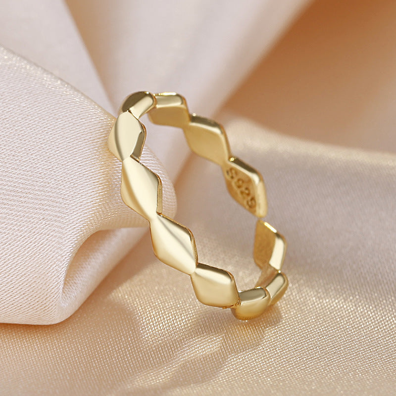 Damen wellenförmiger Ring aus hochwertigem Silber Shop Nory