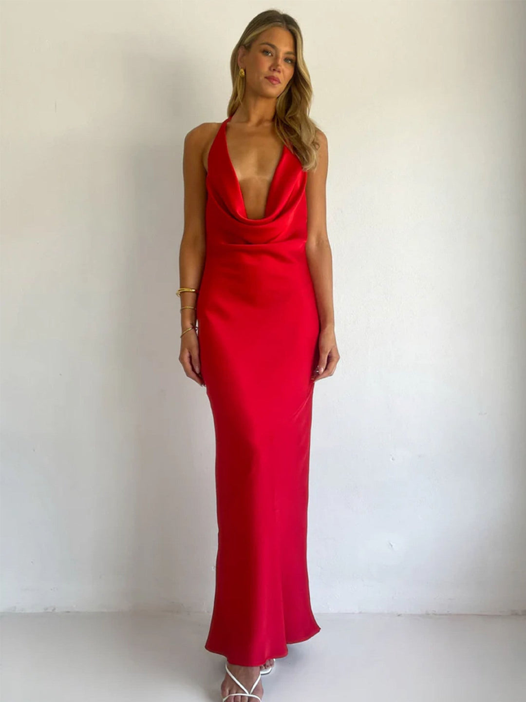 Damen Maxi-Kleid mit schulterfreiem Schnitt und elegantem Drapierungsdesign Shopnory
