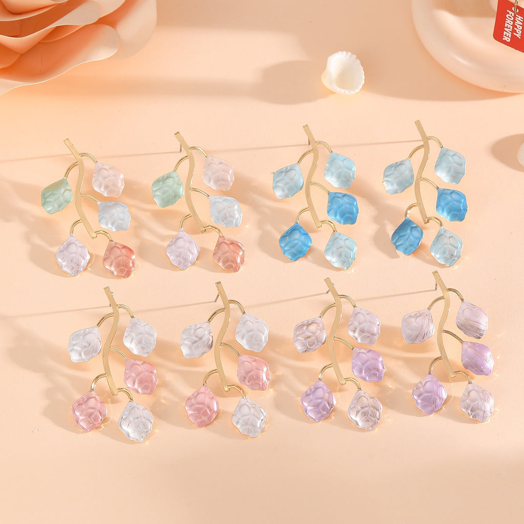 Damen Ohrringe mit floralen Blütenblättern und hochwertigem Finish Shop Nory