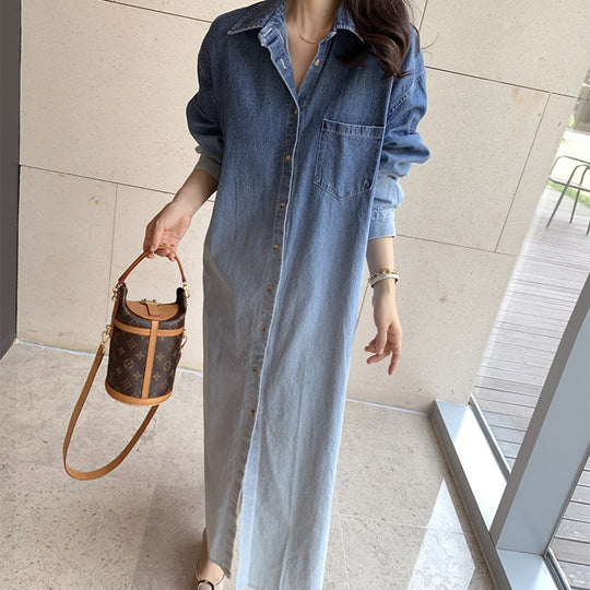 Damen Verlaufs-Jeans-Hemdkleid Maxi mit durchgehender Knopfleiste, Brusttasche und Seitenschlitzen Shop Nory