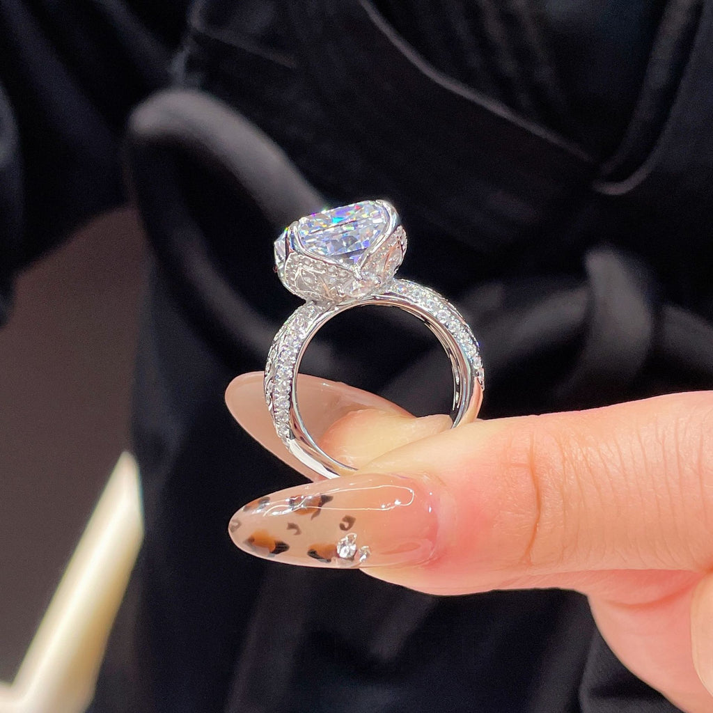 Damen Eleganter Cocktailring mit strahlendem Zirkonia Shop Nory