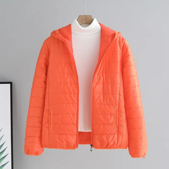 Damen leichte gesteppte Kapuzenjacke mit Thermoisolierung Shop Nory