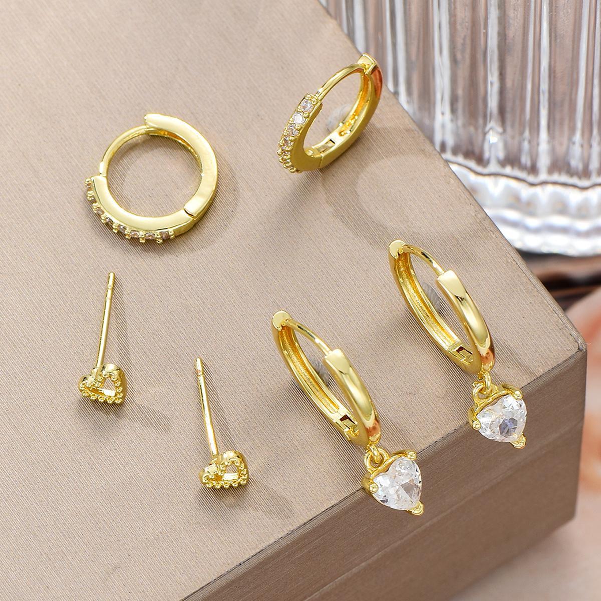 Damen Ohrschmuck-Set mit funkelnden Herz- und Kristallelementen Shop Nory
