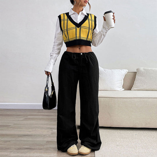 Damen Kurzgeschnittener Strickpullunder mit tiefem V-Ausschnitt und Glencheck-Karo Shop Nory