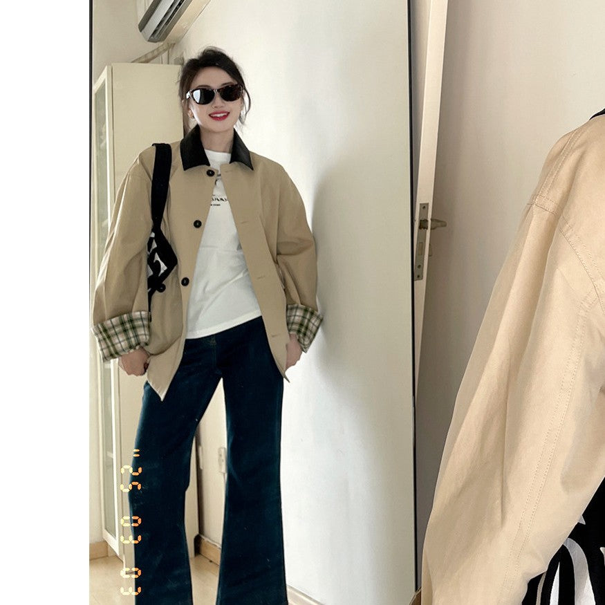 Damen Kurztrenchjacke im Oversize-Schnitt mit Kontrastkragen und karierten Umschlagmanschetten Shop Nory