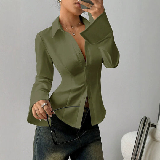Damen Taillierte Satin-Bluse mit formenden Teilungsnähten und weiten Manschetten Shop Nory