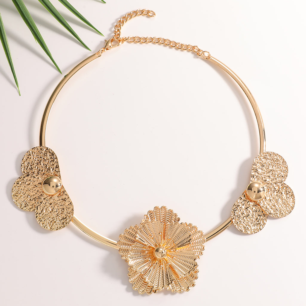 Damen Halskette im modernen, skulpturalen Design Shop Nory