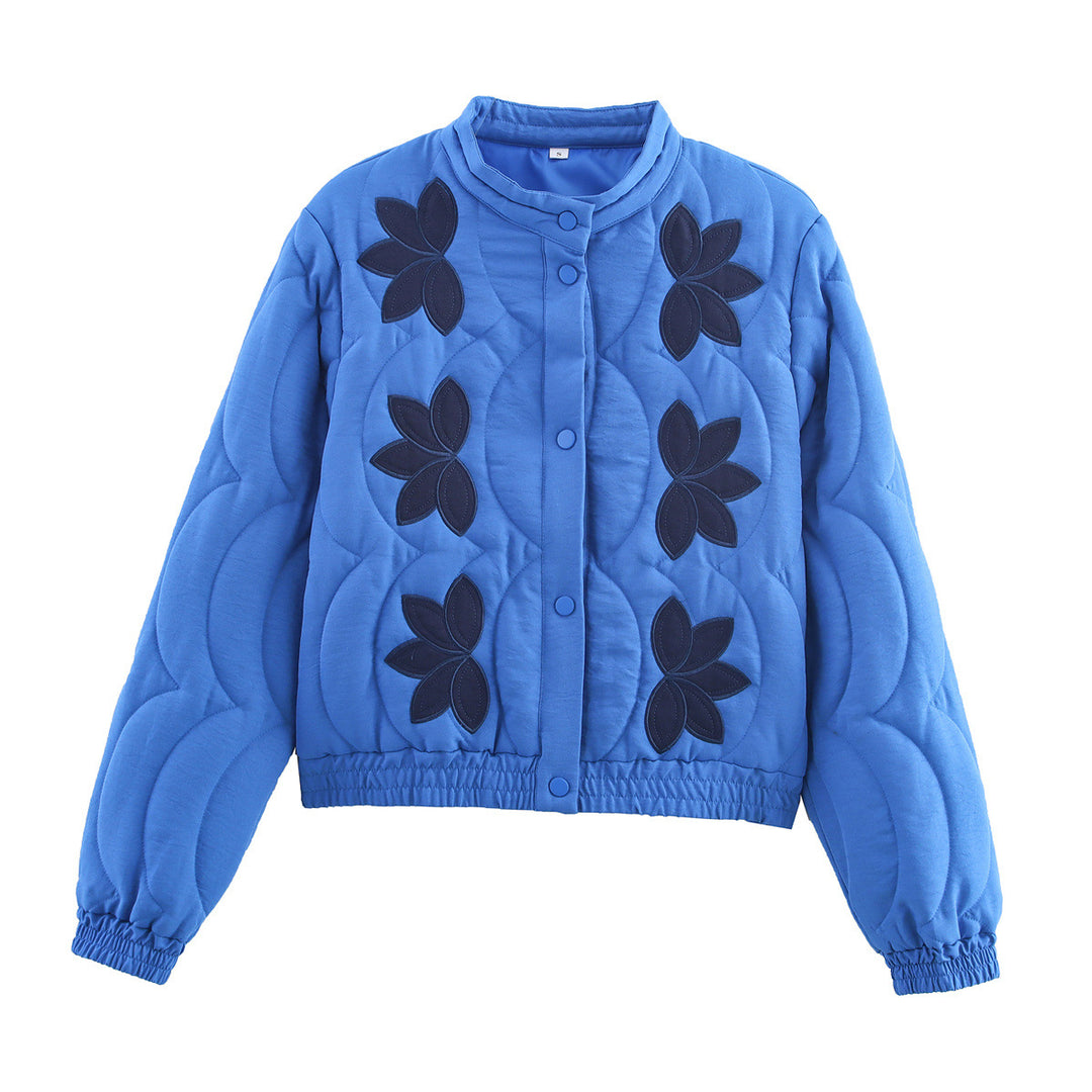 Damen Kurz geschnittene gesteppte Jacke mit Blumenapplikation und Stehkragen Shop Nory