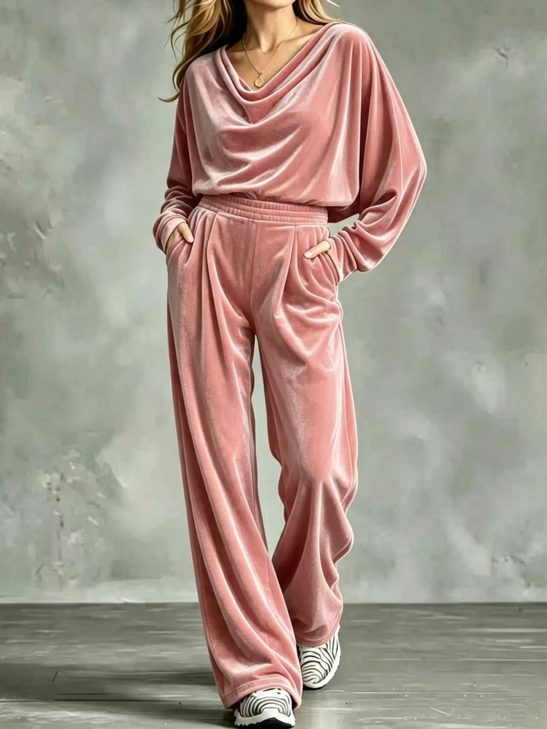 Damen Samt-Loungewear-Set mit Wasserfallkragen, weitem Palazzo-Schnitt und Eingrifftaschen Shop Nory