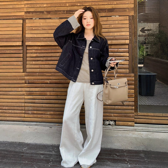 Damen Boxy-Jeansjacke mit kontrastierenden Nähten, Kordelzugsaum und karierten Manschetten Shop Nory