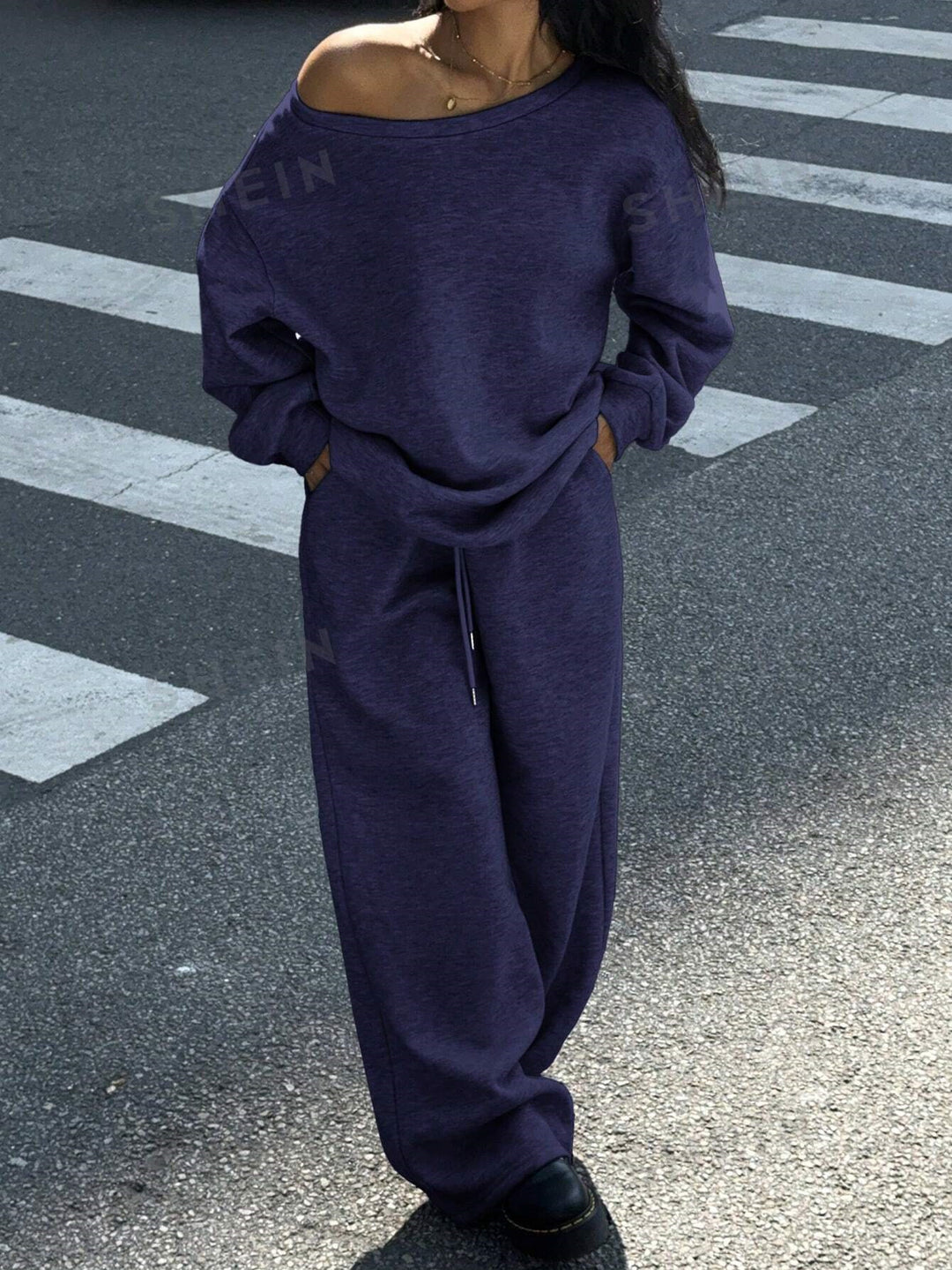 Damen Oversize Off-Shoulder Lounge-Set mit weitem Sweater und Palazzo-Jogger Shop Nory