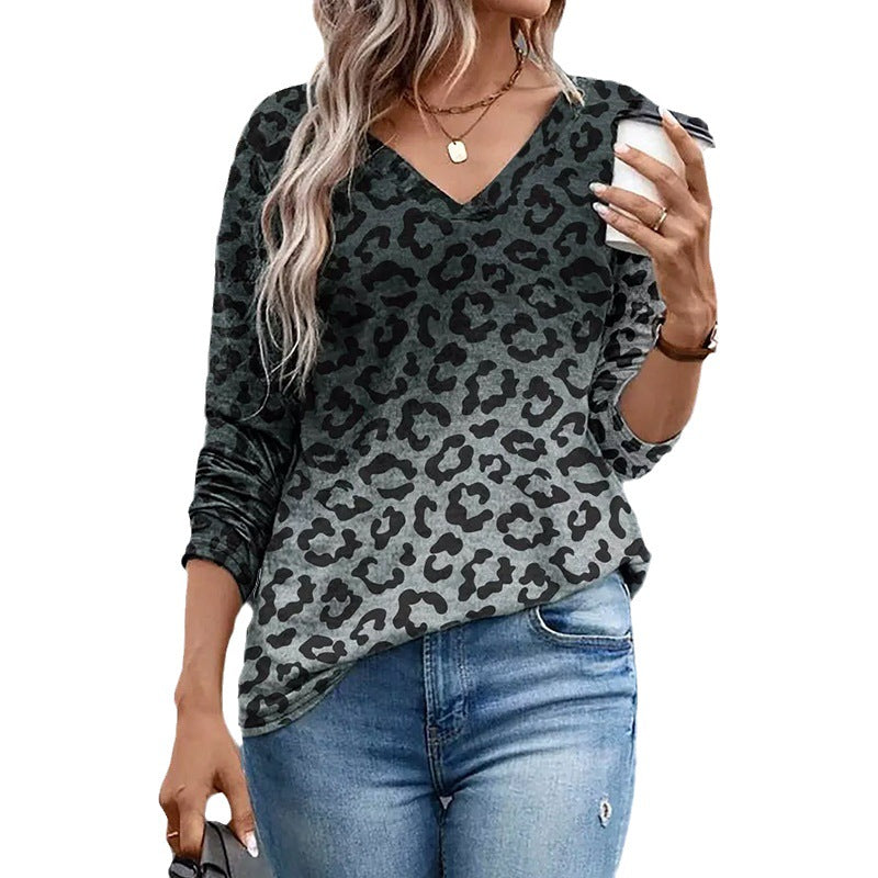 Damen V-Ausschnitt Langarmoberteil mit Ombre-Leo-Muster und lässiger Passform Shop Nory