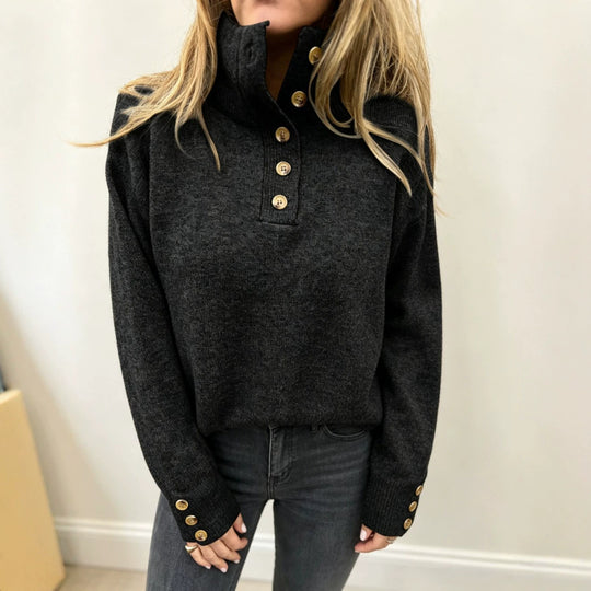 Damen Strickpullover mit hohem Knopfkragen, dekorativer Frontleiste und Zierknöpfen Shop Nory