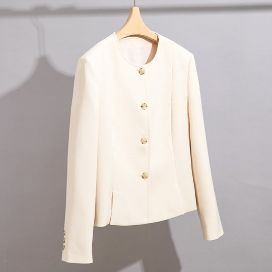 Damen Kurzblazer mit Rundhalsausschnitt und tonalen Ziernähten Shop Nory