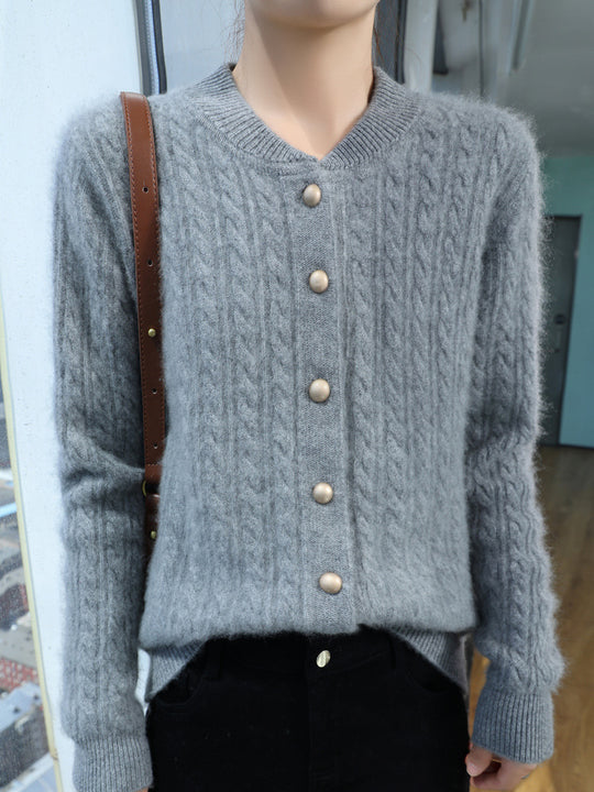 Damen Leichter Zopfstrick-Cardigan in Mohair‑Optik mit dekorativen Perlmuttknöpfen Shop Nory