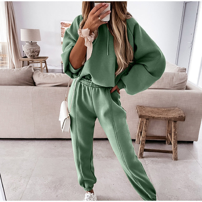 Damen kuscheliges Lounge-Zweiteiler-Set mit oversized Kapuzenpullover, Balloon-Ärmeln und taillierter Jogginghose Shop Nory