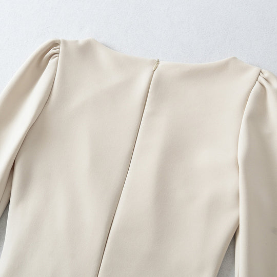 Damen Figurbetontes Midikleid mit geraffter Wickeloptik und langen Ärmeln Shop Nory