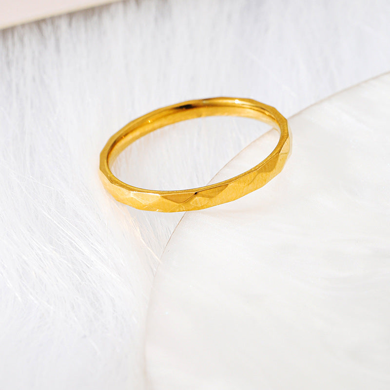 Damen Zarter Ring mit facettiertem Design Shop Nory