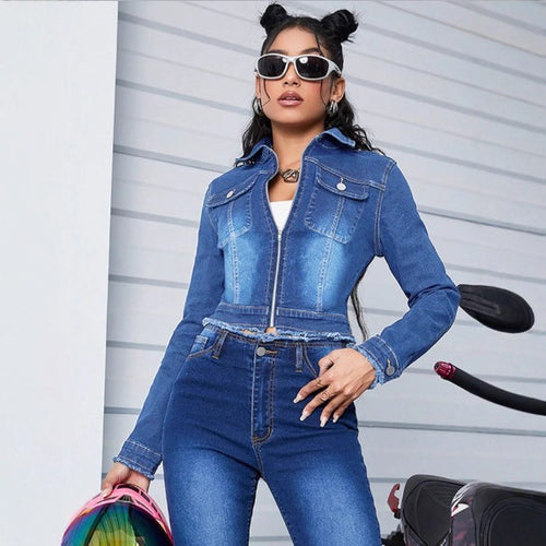 Damen kurz geschnittene taillierte Jeansjacke mit Reißverschluss und rohem Bund Shop Nory