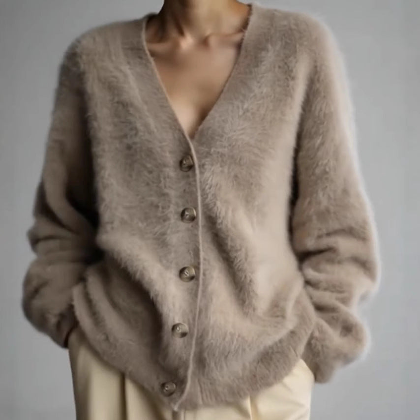 Damen Flauschiger Eyelash-Mix Oversize-Cardigan mit V-Ausschnitt und dekorativen Holzknöpfen Shop Nory