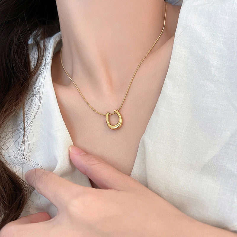 Damen Kontemporäre Minimalistische Hufeisen Anhänger Halskette Shop Nory