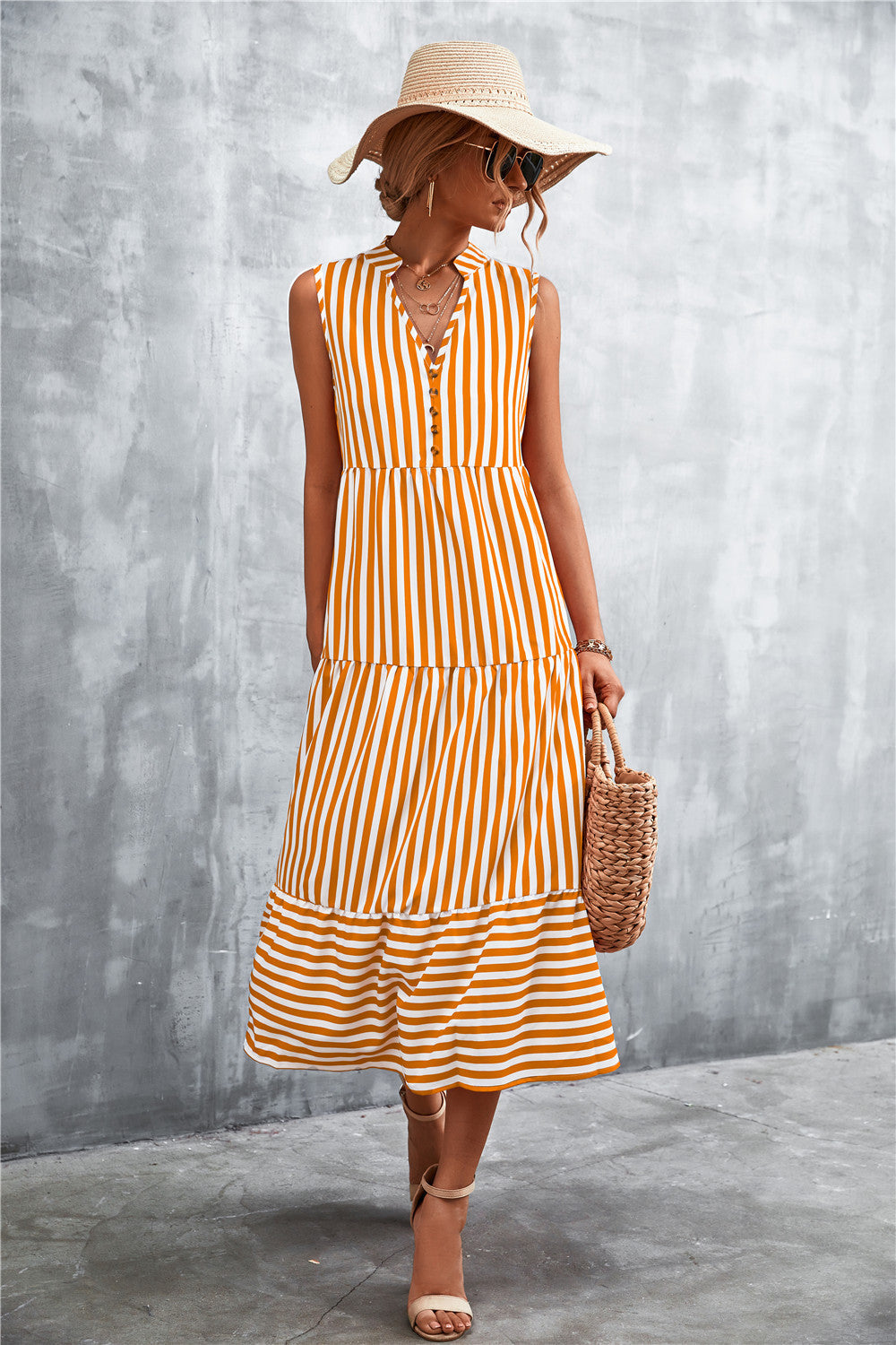Damen Maxikleid mit gestreiftem Design, durchgehendem Knopfverschluss und voluminösem Saum