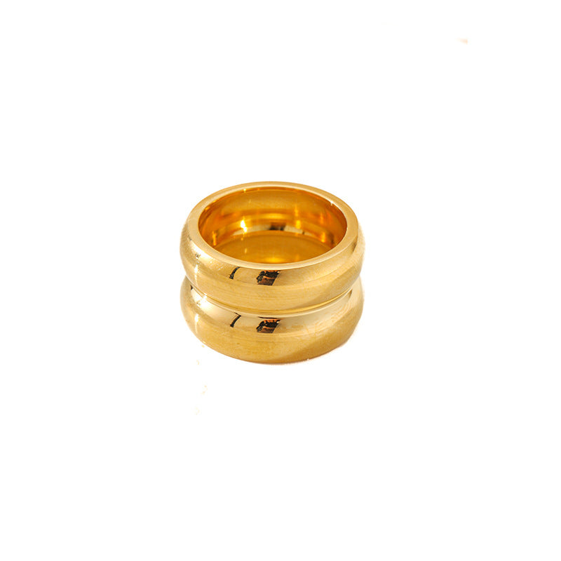 Damen eleganter Ring mit geschwungenem Design und polierter Oberfläche Shop Nory