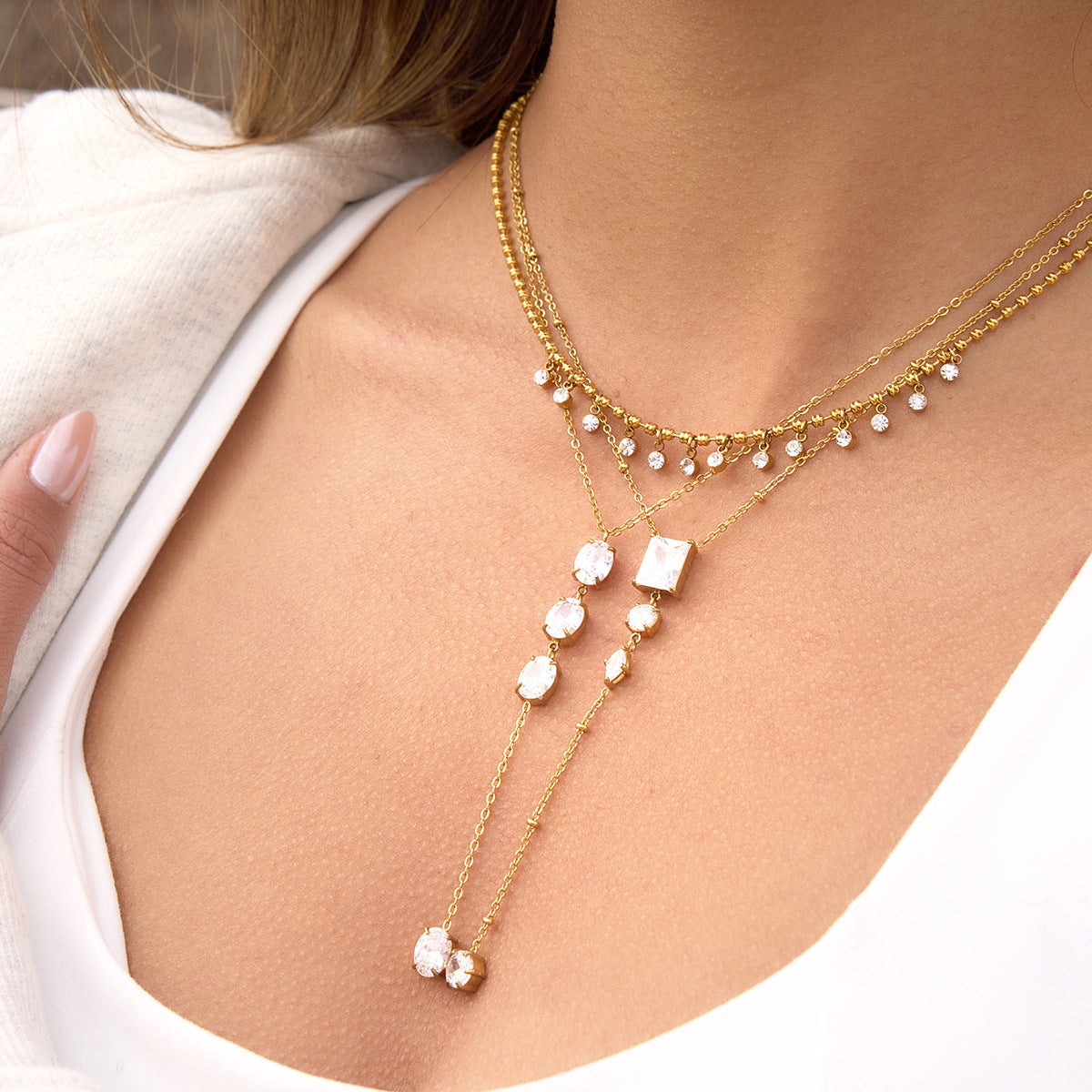 Damen Kette mit funkelnden Zirkonia-Elementen Shop Nory