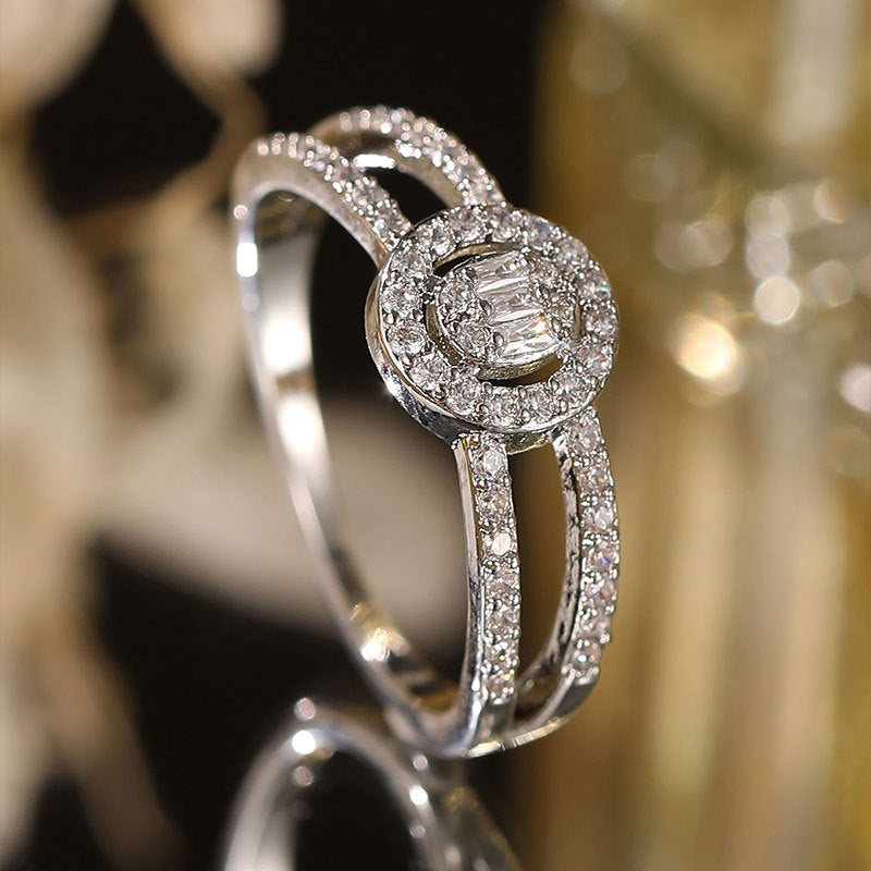 Damenring mit elegantem Doppelband-Design und funkelnden Zirkoniasteinen Shop Nory
