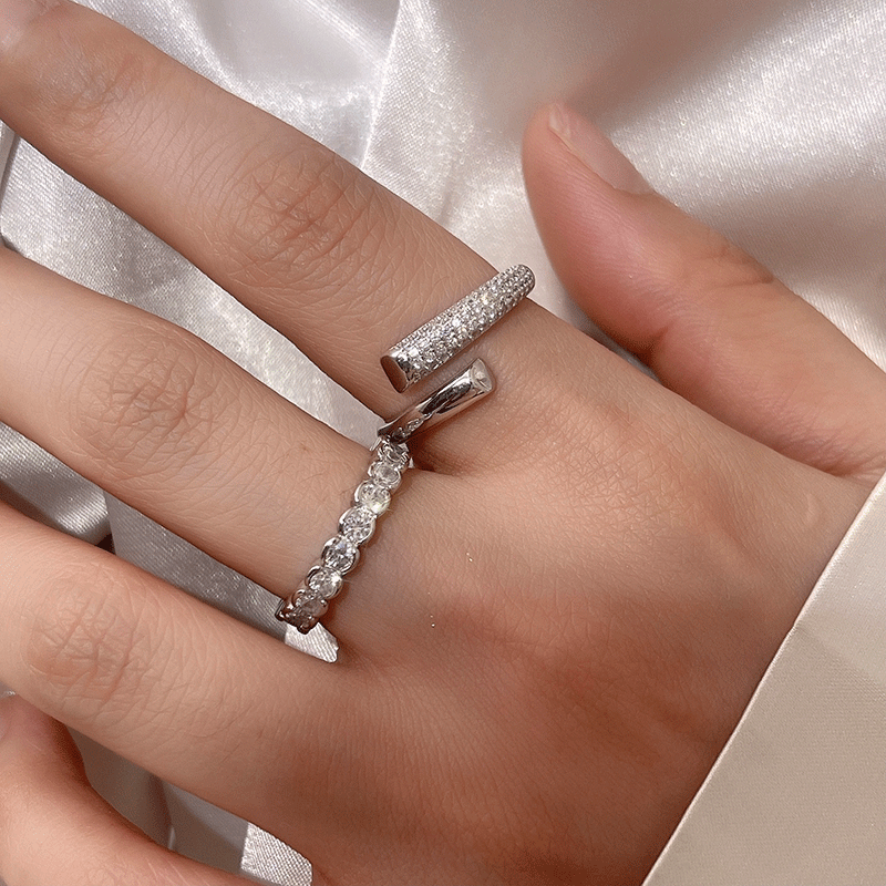 Damen Verführerischer Zirkonia Ring mit strahlendem Brillantschliff Shop Nory