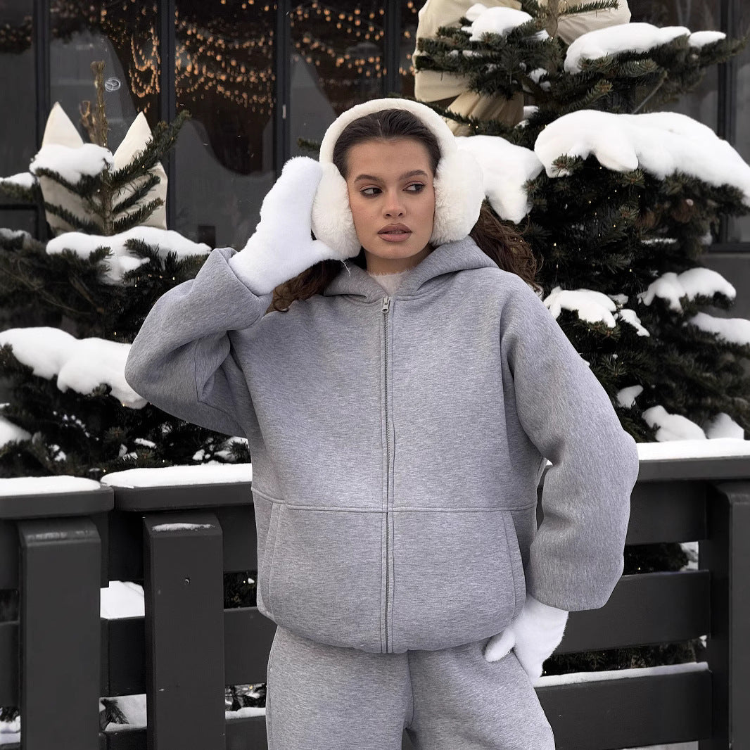 Damen Komfort-Kapuzen-Zipjacke mit verdecktem Reißverschluss, Kängurutasche und gerader Sweat-Hose Shop Nory