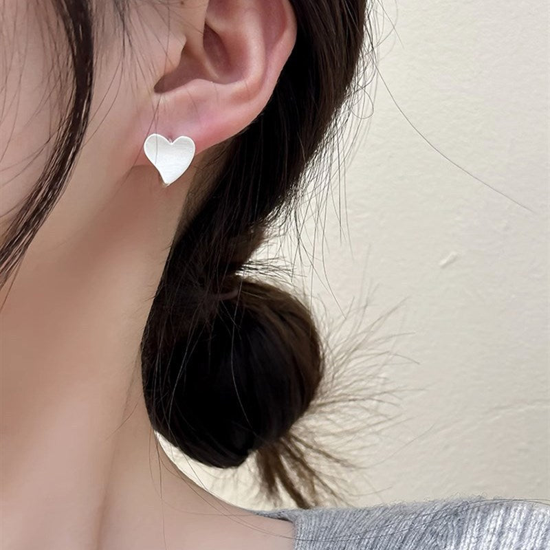 Damen Ohrstecker im modernen Herzdesign Shop Nory