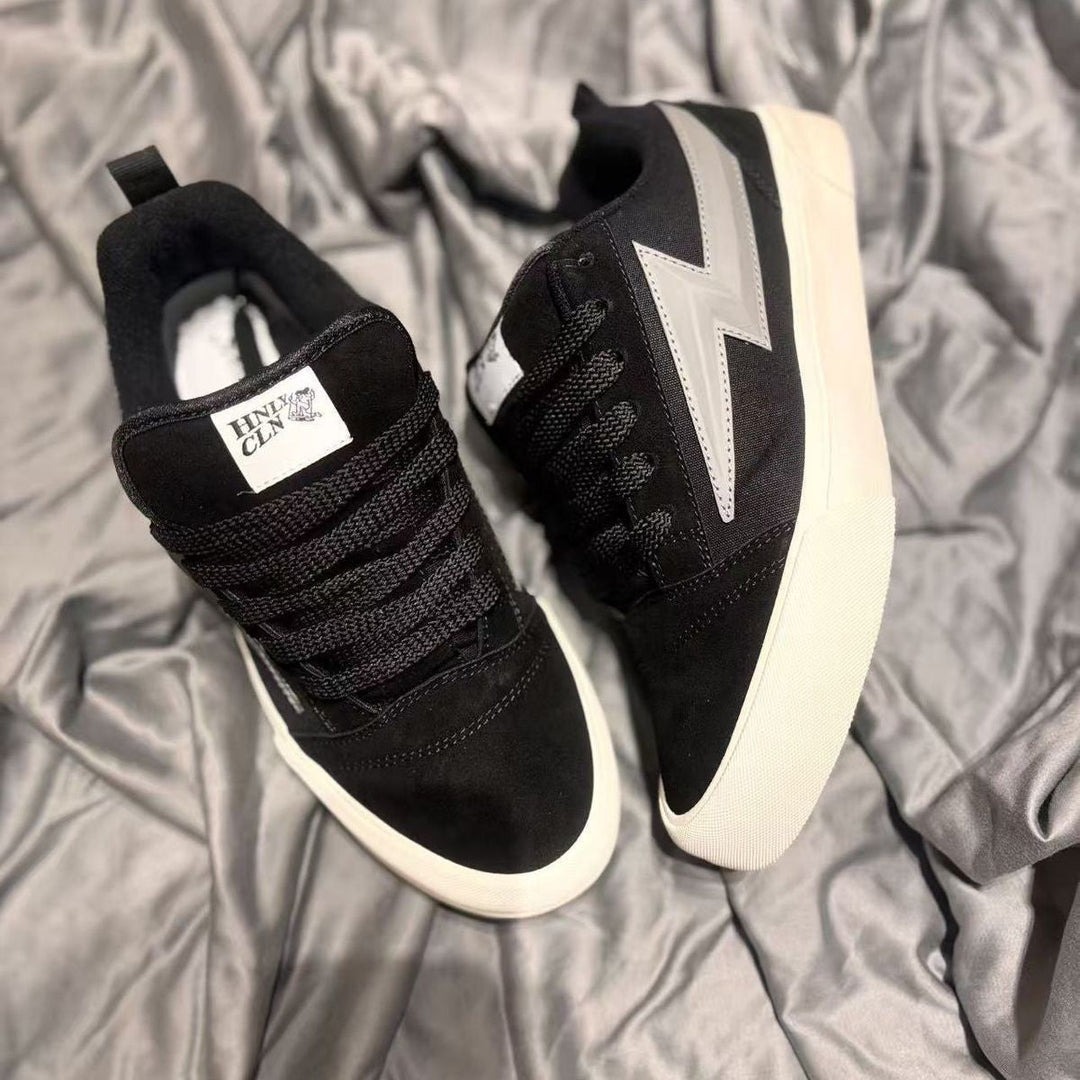 Damen Sportliche Sneakers mit dynamischem Blitzdesign