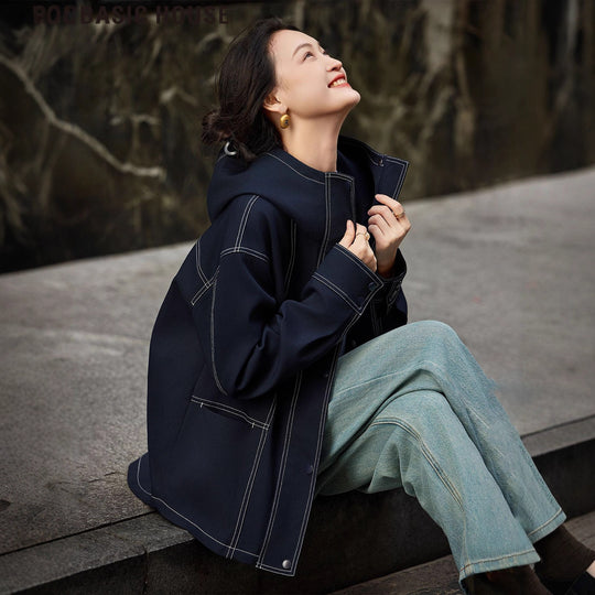 Damen Kapuzenjacke im Boxy‑Cut mit sichtbaren Kontrastnähten Shop Nory
