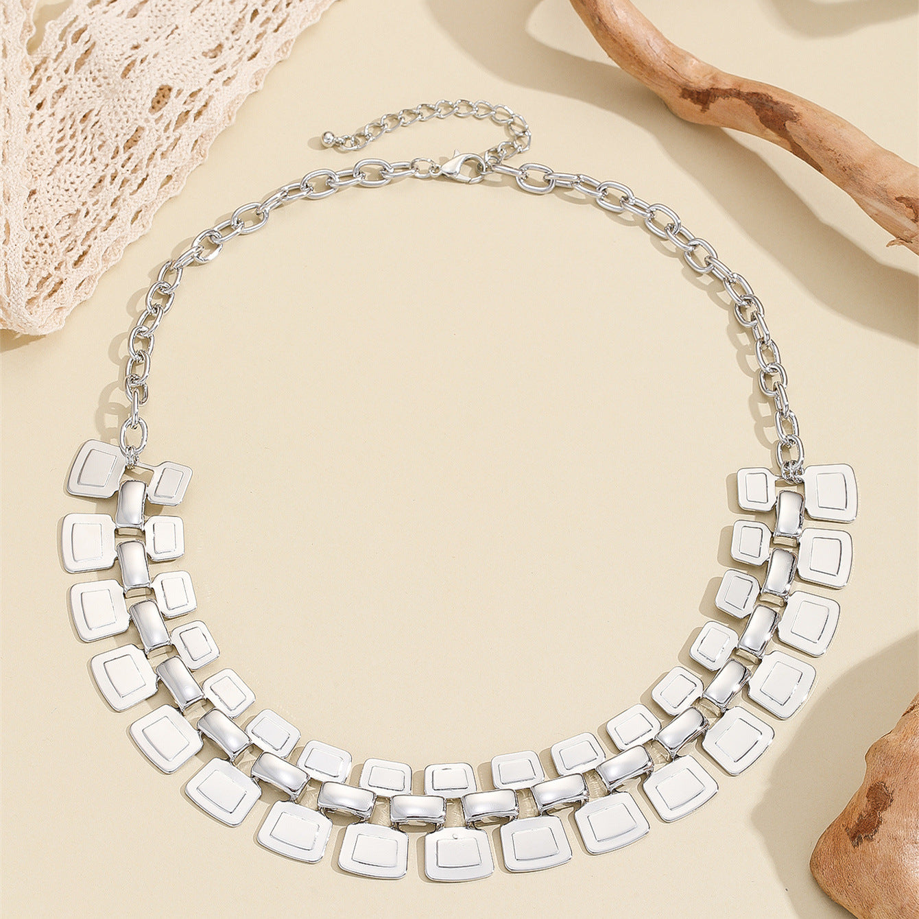 Damen Halskette aus hochwertigem Edelstahl mit geometrischen Elementen Shop Nory
