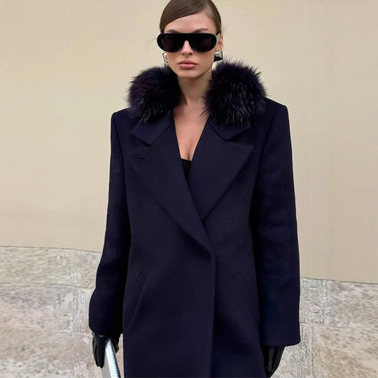 Damen langer Wollmix-Mantel mit großzügigem Kunstpelz‑Schalkragen und Oversize‑Schnitt Shop Nory