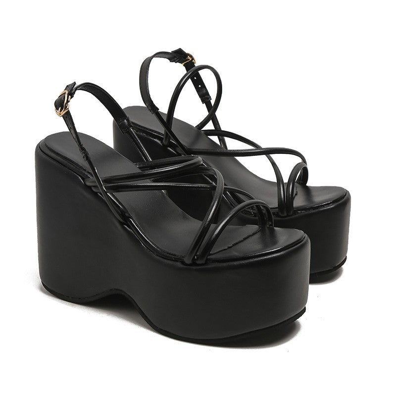 Damen Plateau-Sandaletten mit eleganten Riemen