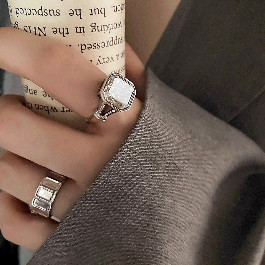 Damen eleganter und funkelnder Ring mit hexagonaler Fassung Shop Nory